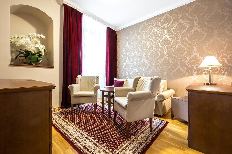 Hotel Alexander Stříbro Exterior foto